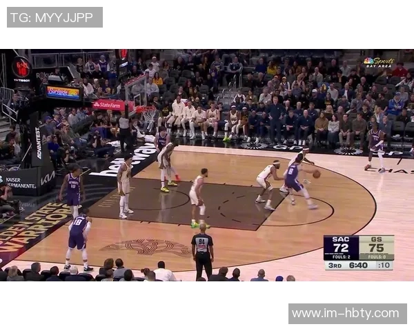 库里37岁302天创纪录单场至少25分10助攻并命中5个三分球成为最年长后卫