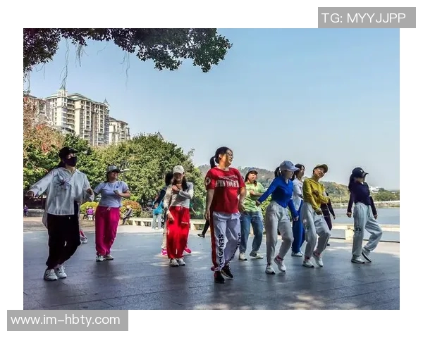 火箭年轻人活力四射KD回应称自己是年轻人的活力源泉