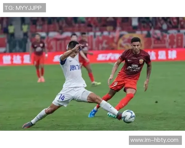 北京国安在教学赛中以2-1战胜天津津门虎展现强劲实力